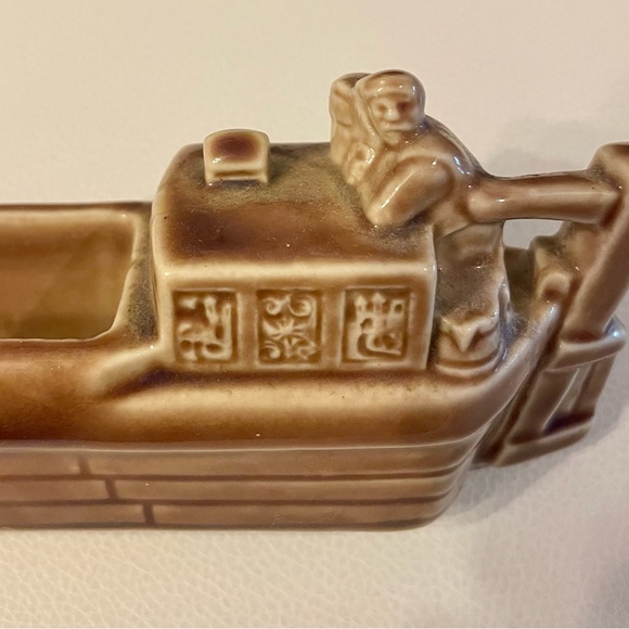WADE of England ceramic collectable BARGE POSY coal boat in brown EUC prob. 1954 - Picture 2 of 7